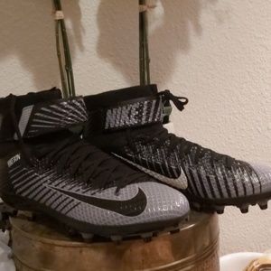 Nike skin cleats